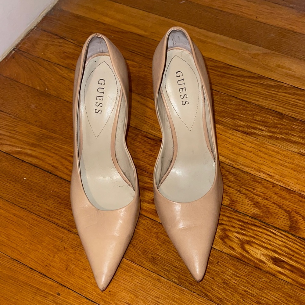 Tan Guess heels. Size 9 1/2